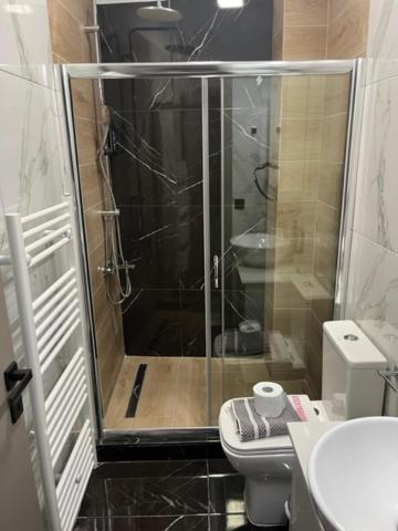 Δ17 Suites & Apartments ลาริซา ภายนอก รูปภาพ